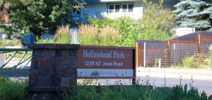 Hollinshead-Park-Entrance