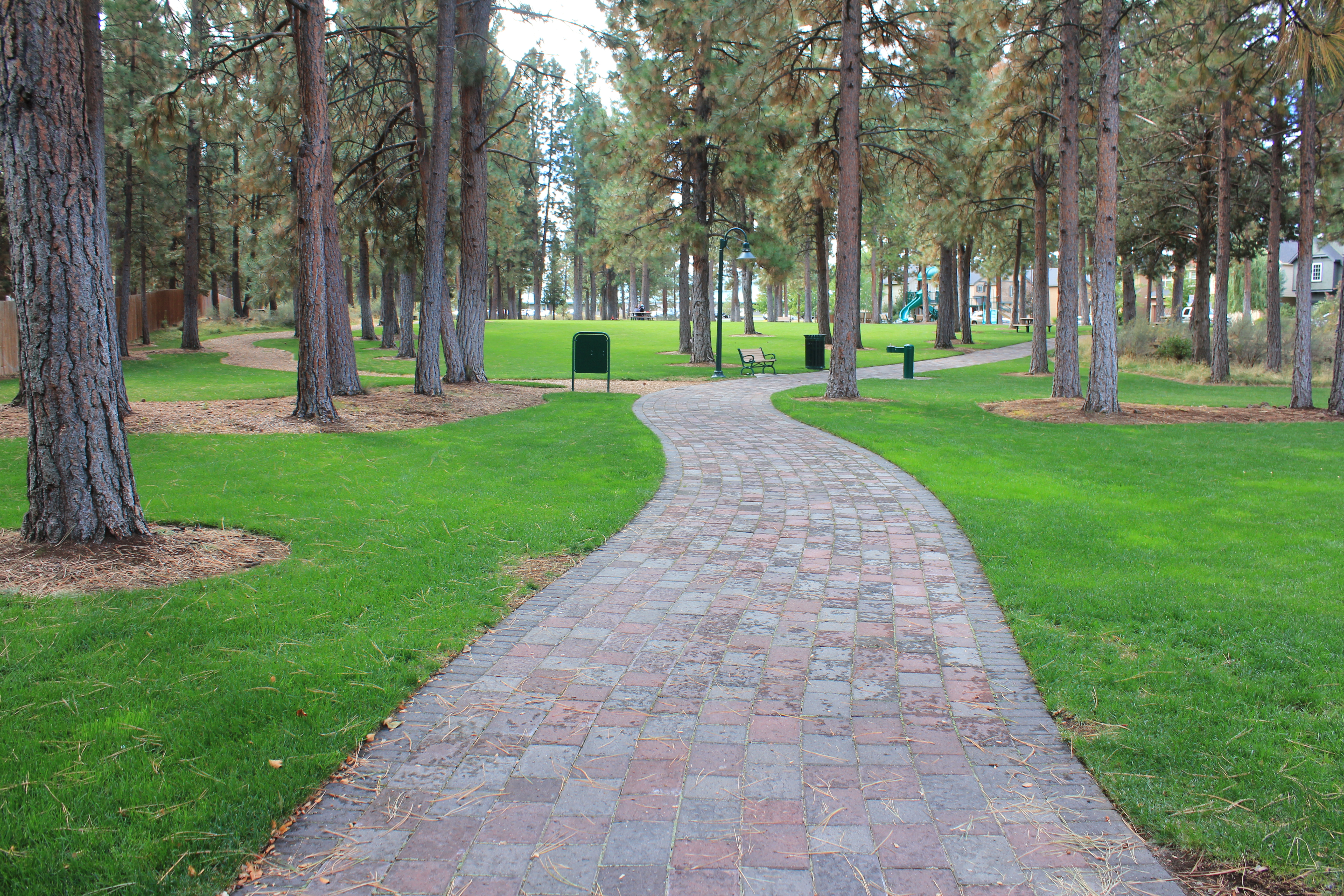 the paved path at alpenglow park