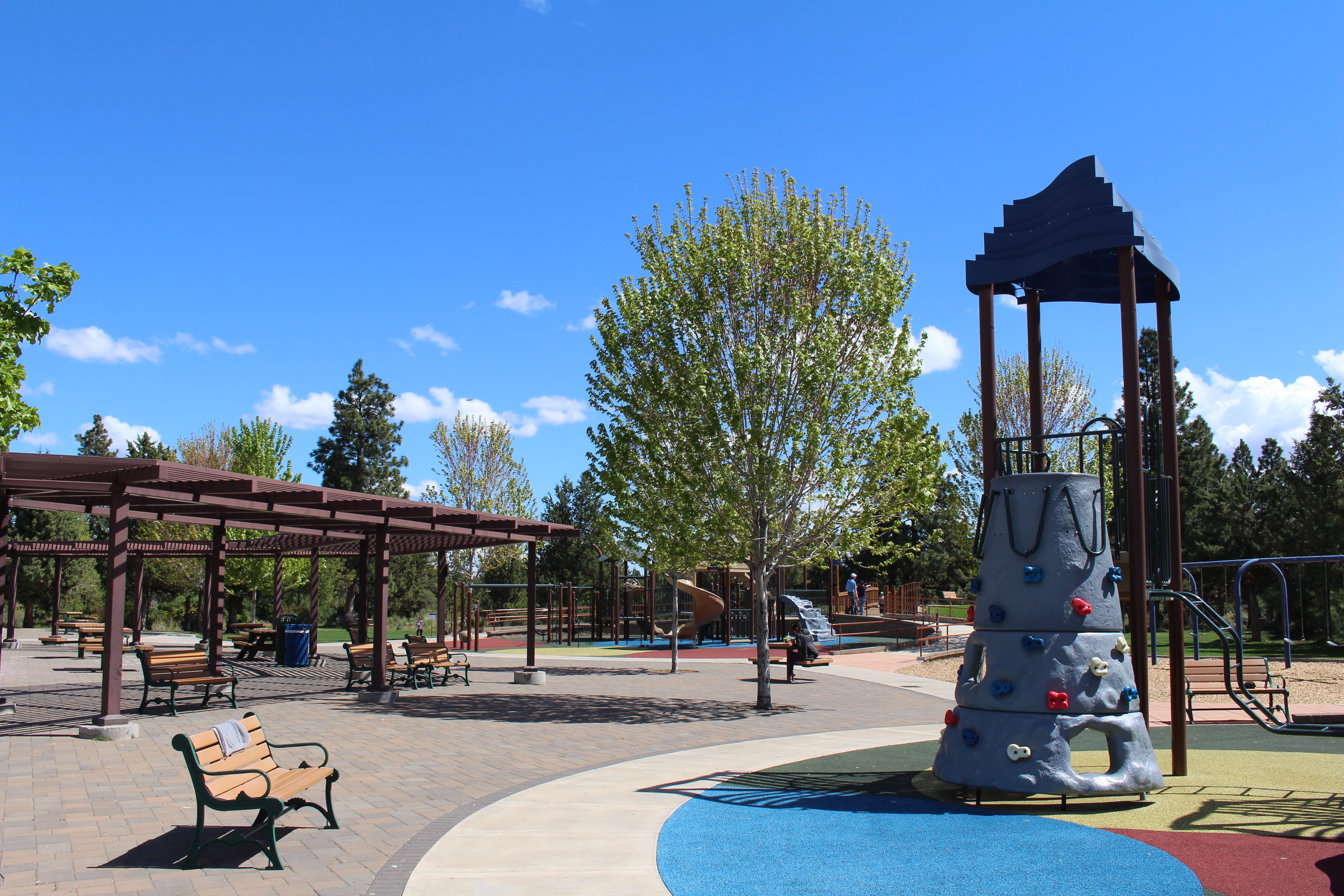 the playground at larkspur park