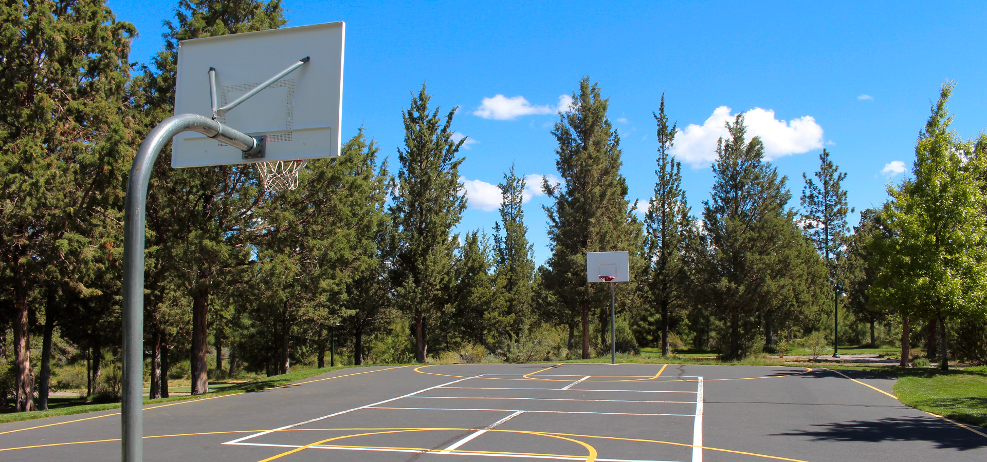 The basketball courts at Larkspur Park.