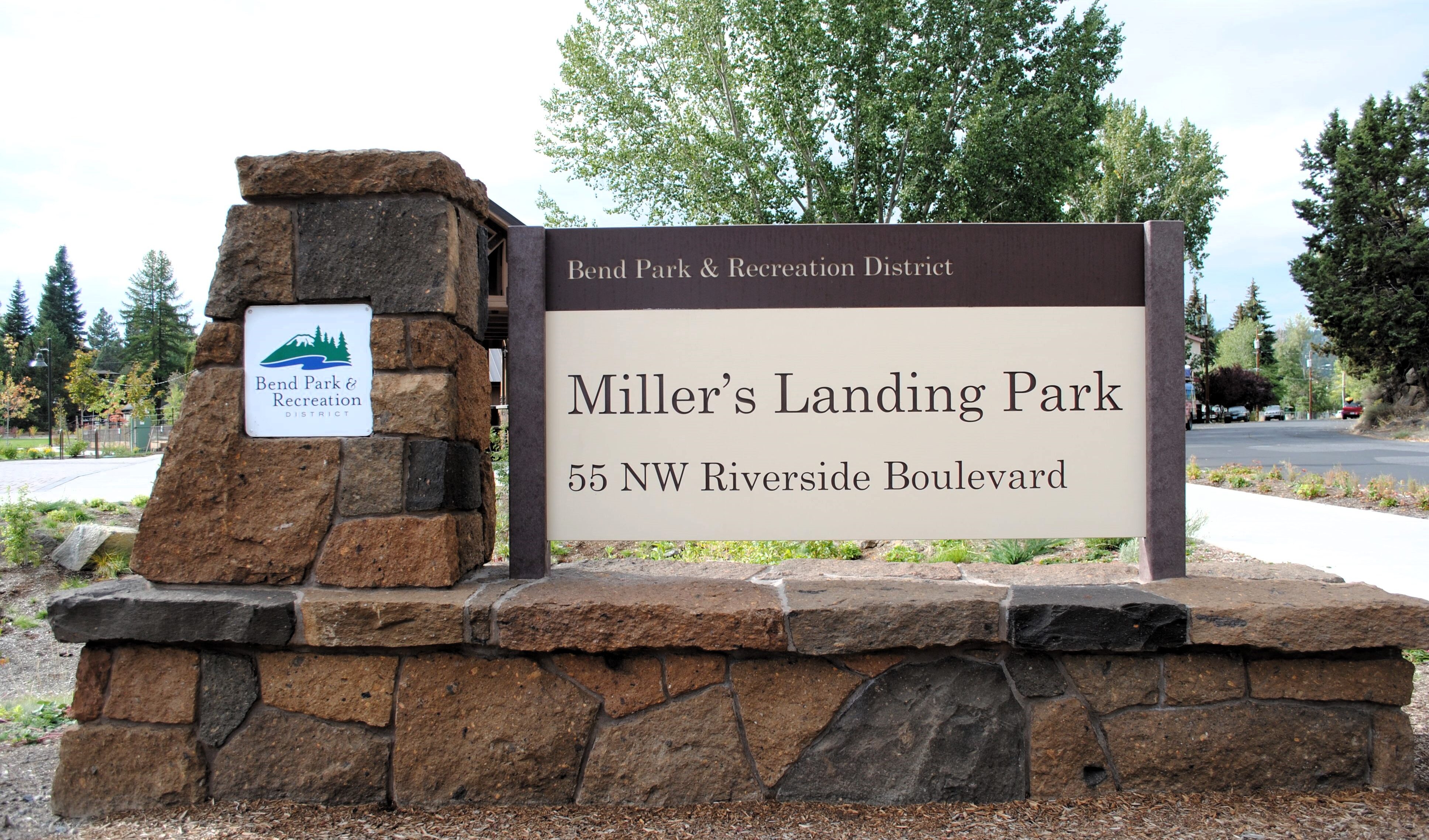 THe entry sign at millers landing
