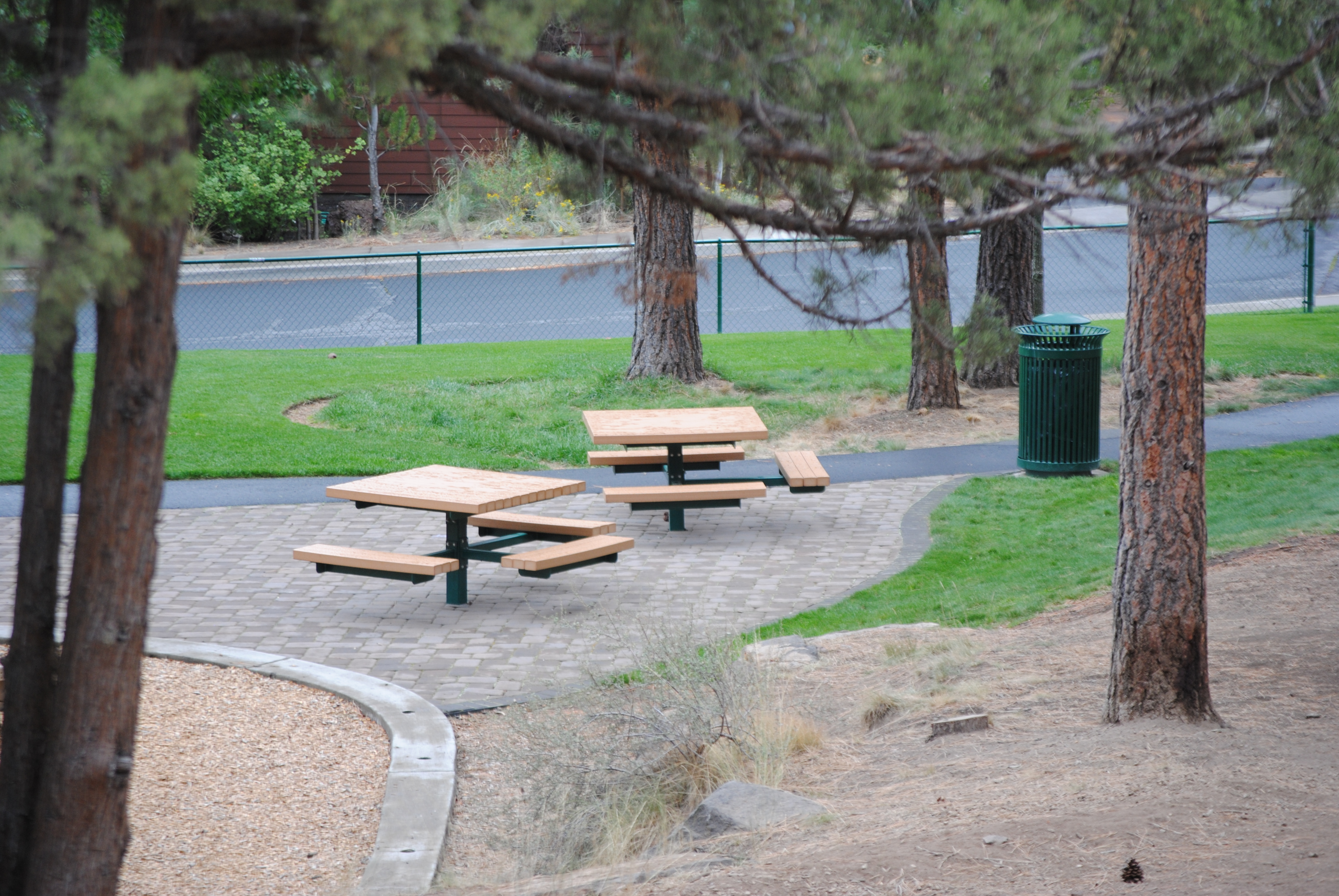picnic tables at overturf park