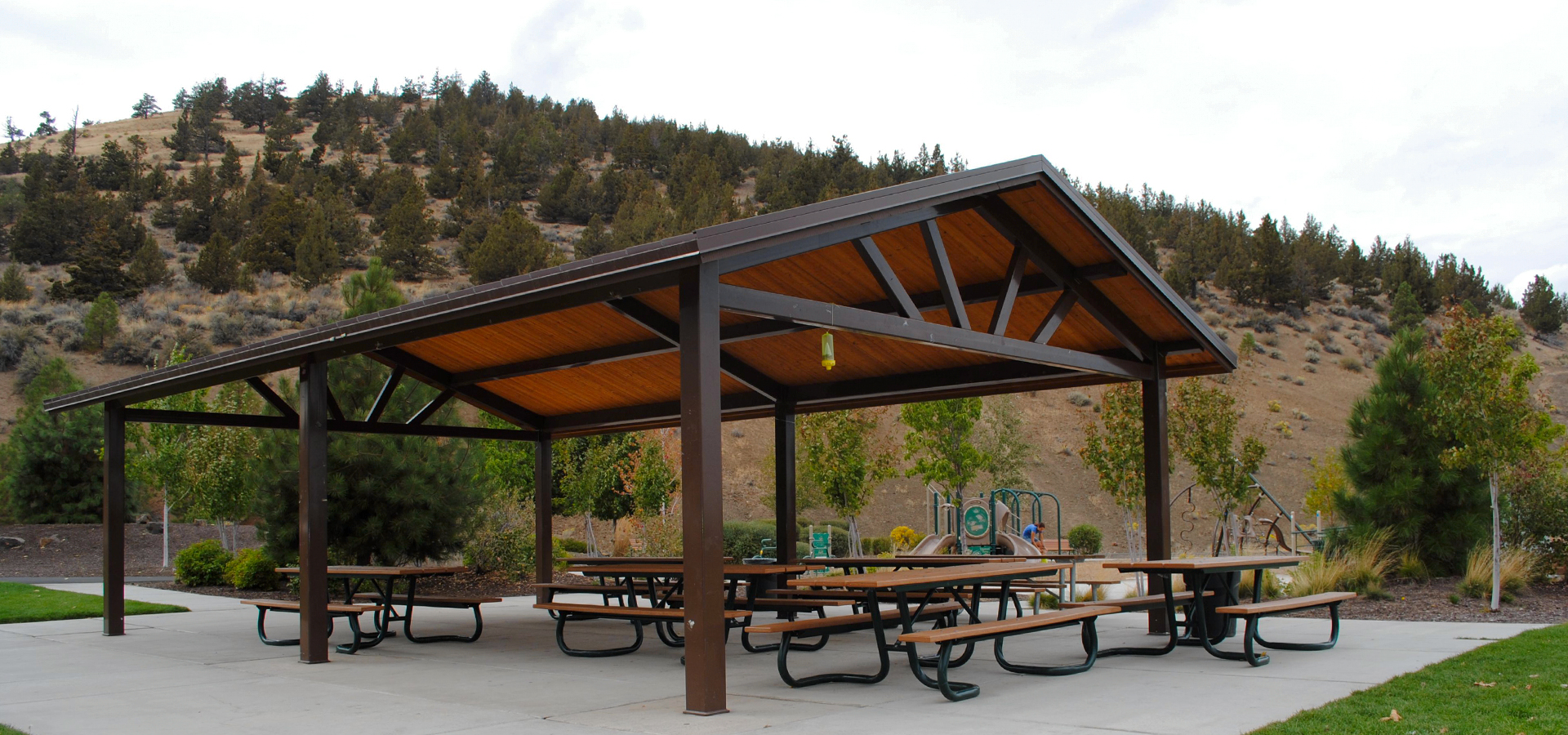 The picnic shelter at Pilot Butte Park.