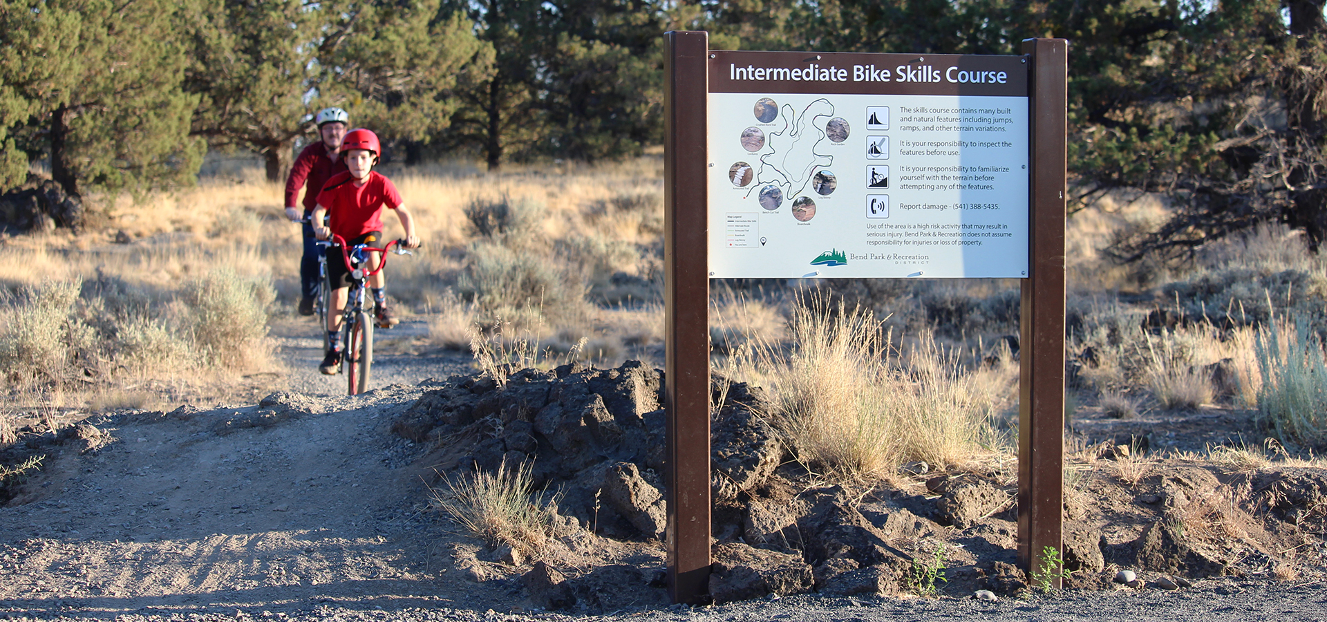 two cyclists on a dirt bike trail at Rockridge Park