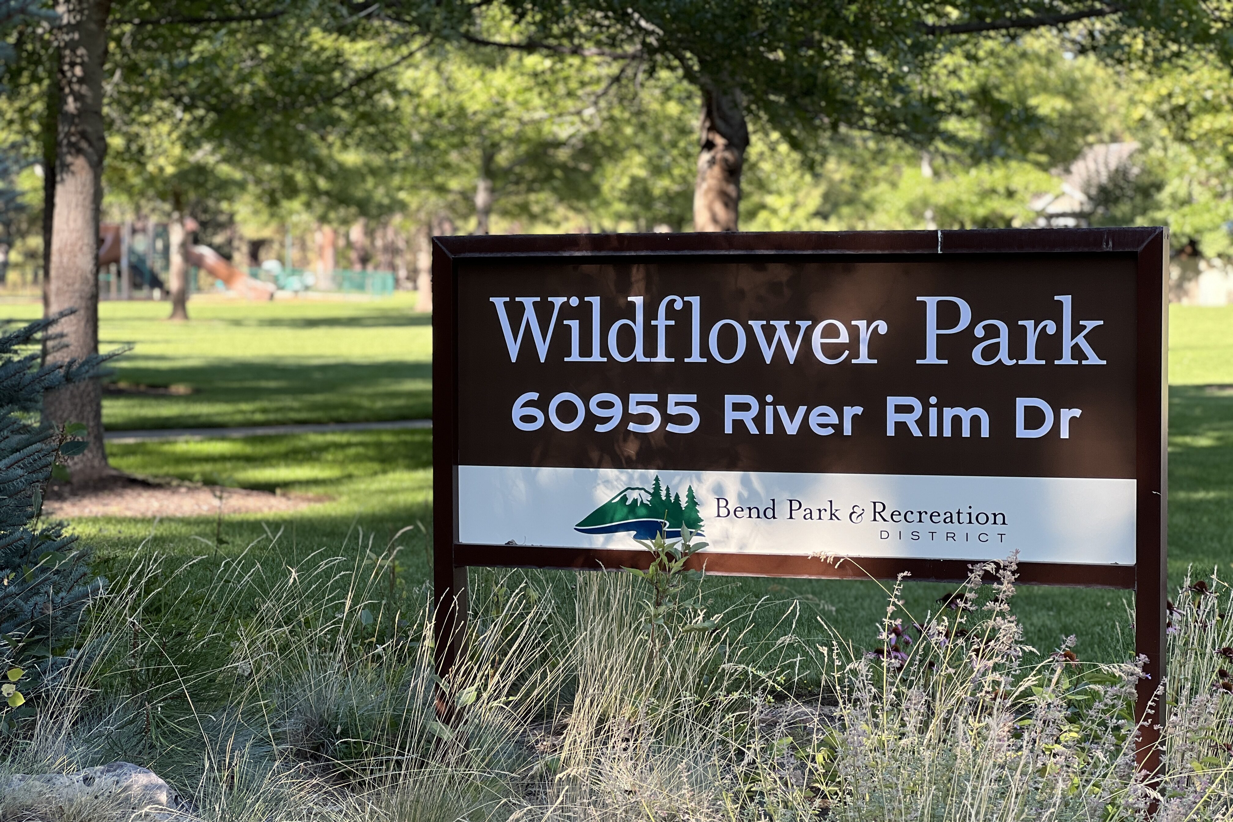 the entry sign at wildflower park