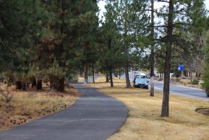 Image of the Haul Road Trail in Bend, Oregon.