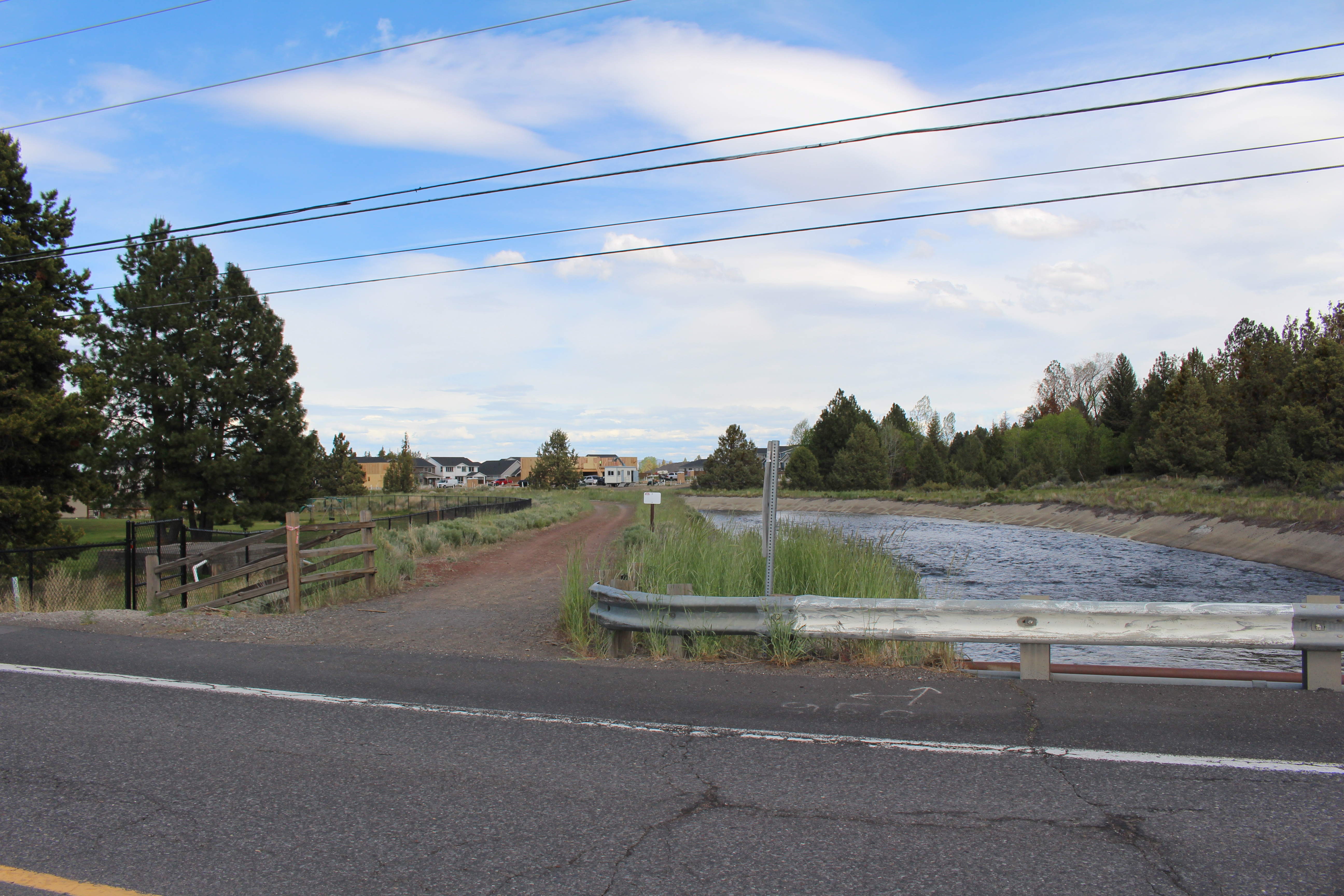 NUID Trail canal view at Deschutes Market