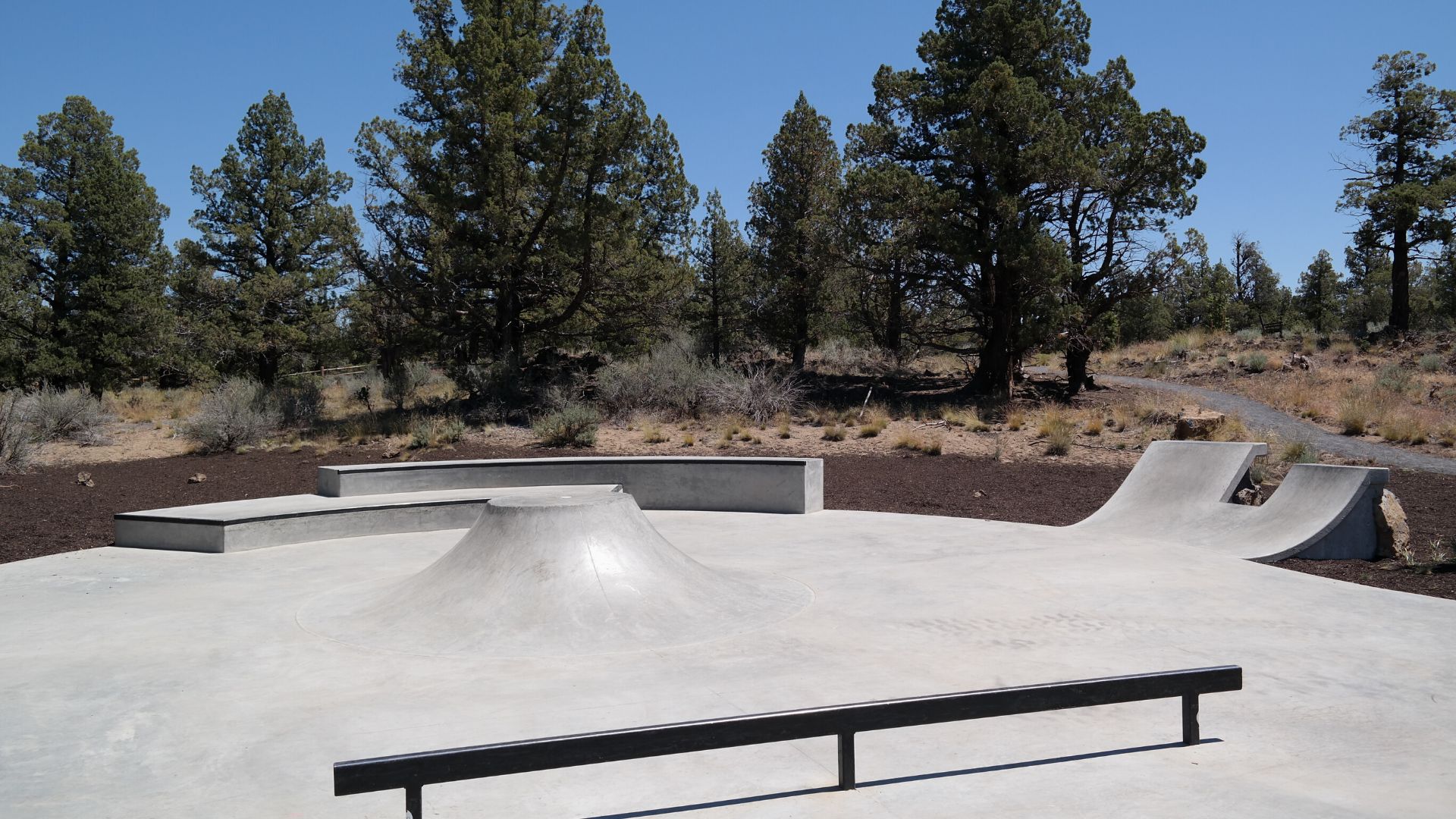 skatepark features at northpointe park in bend