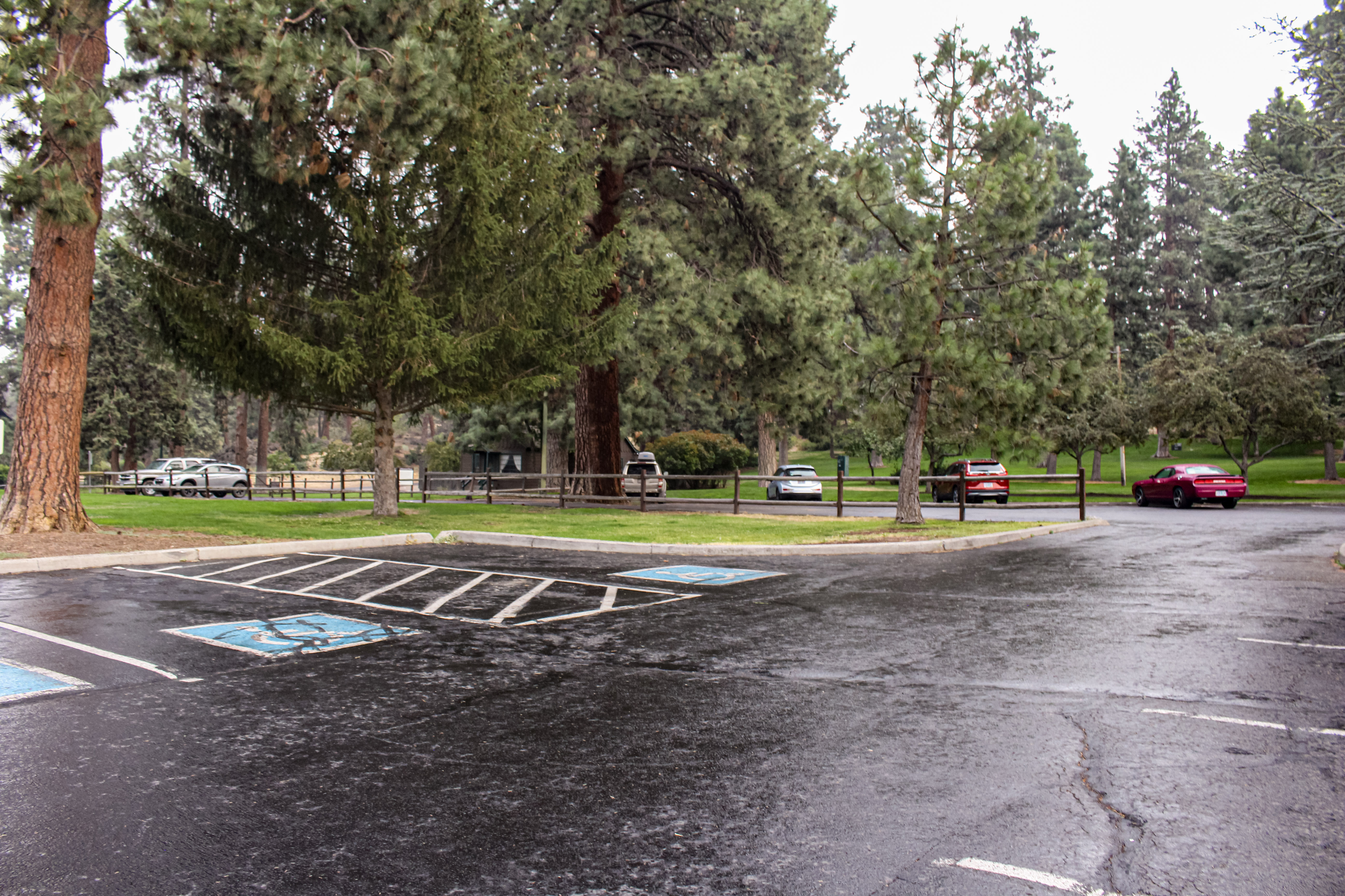 Hollinshead parking area